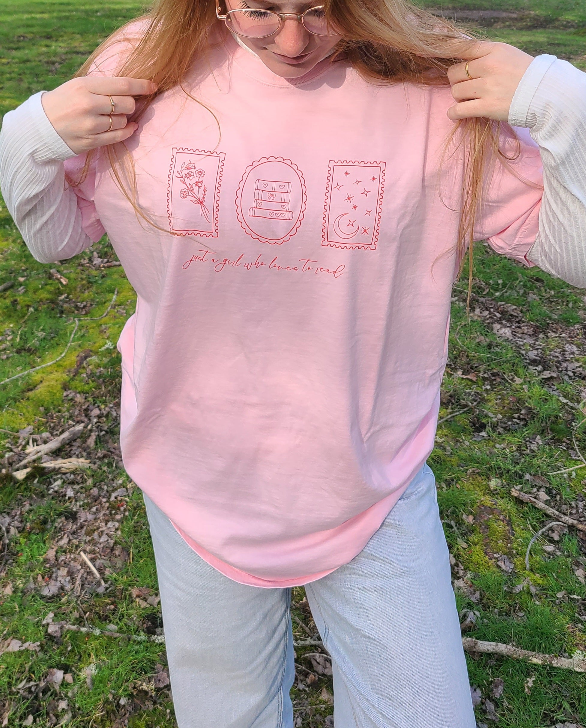 just a girl who loves to read tee