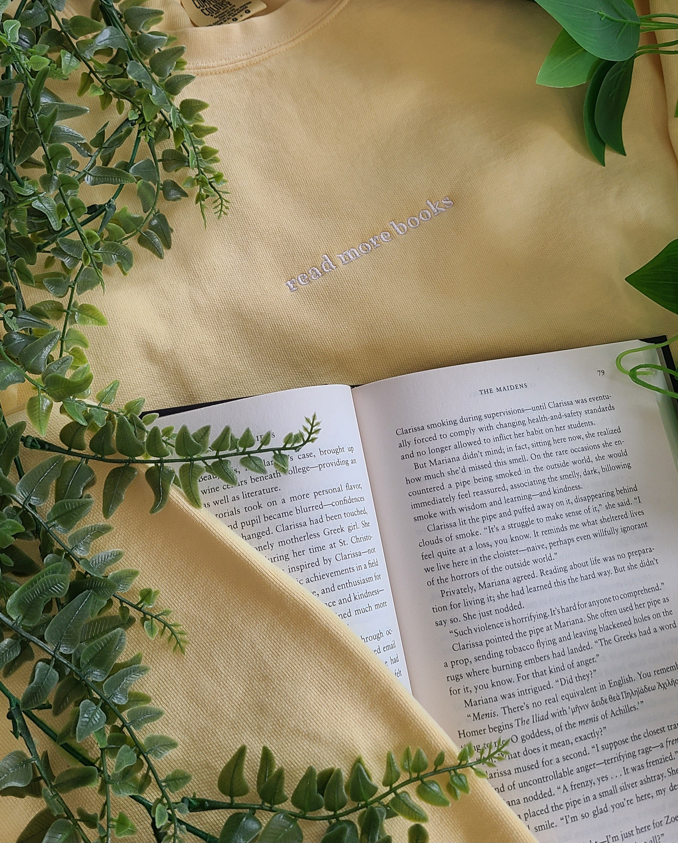 read more books embroidered crewneck