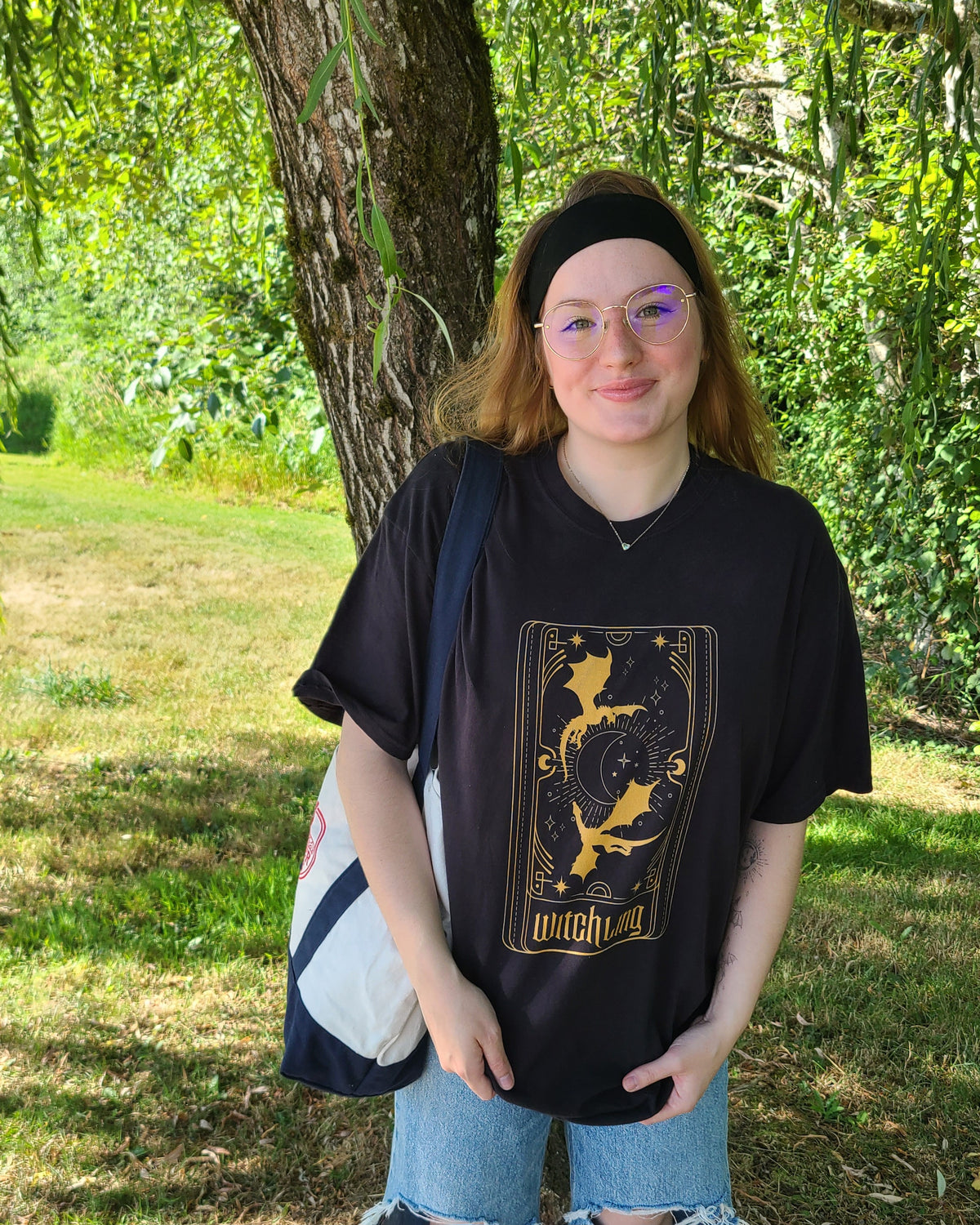 witchling tee