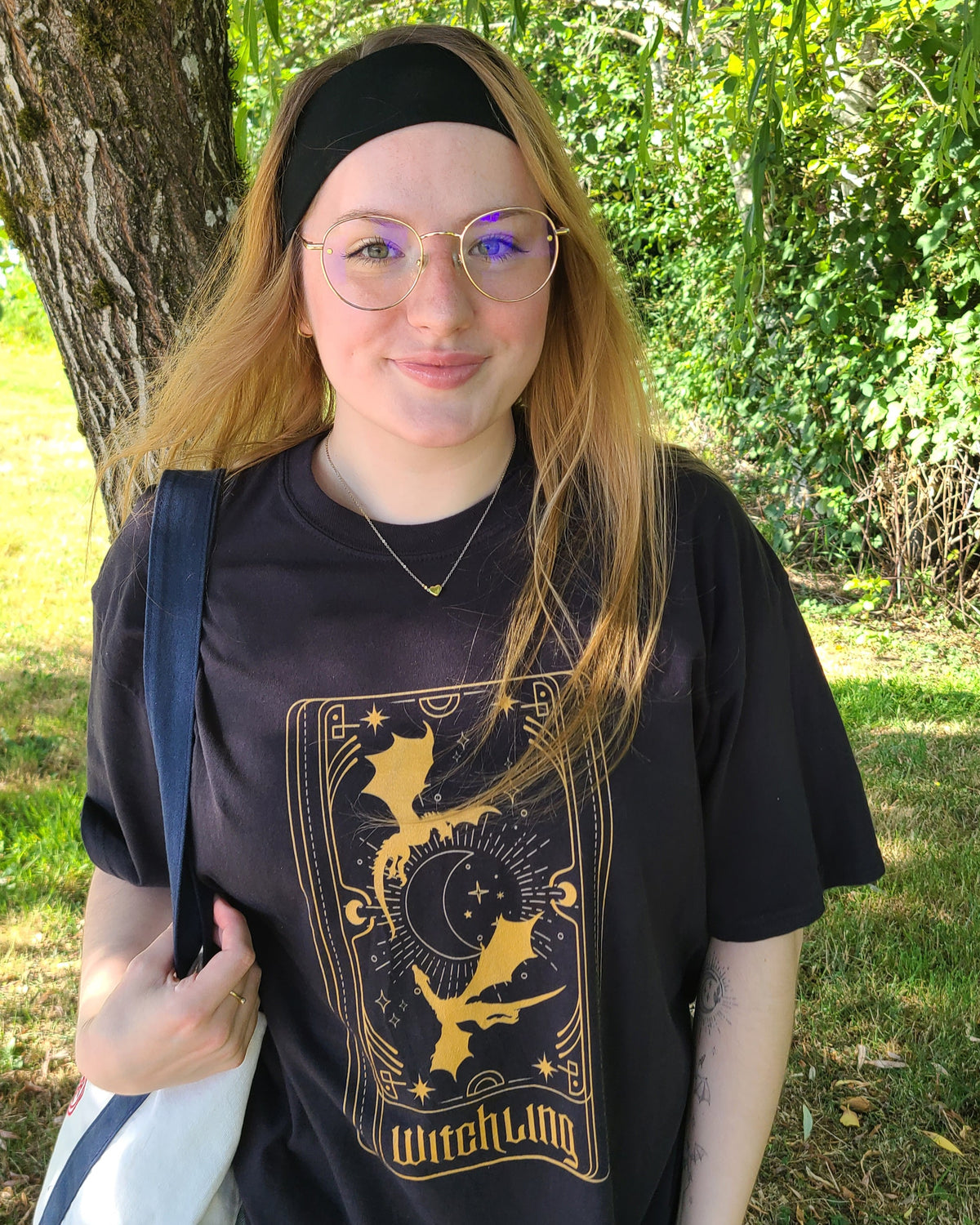 witchling tee