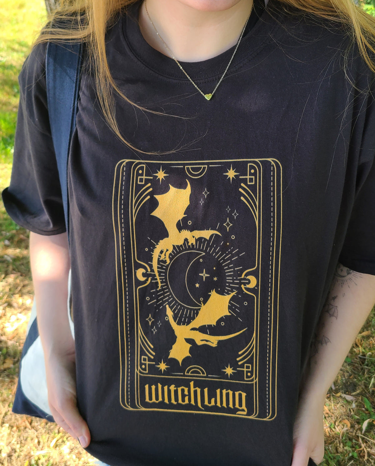 witchling tee