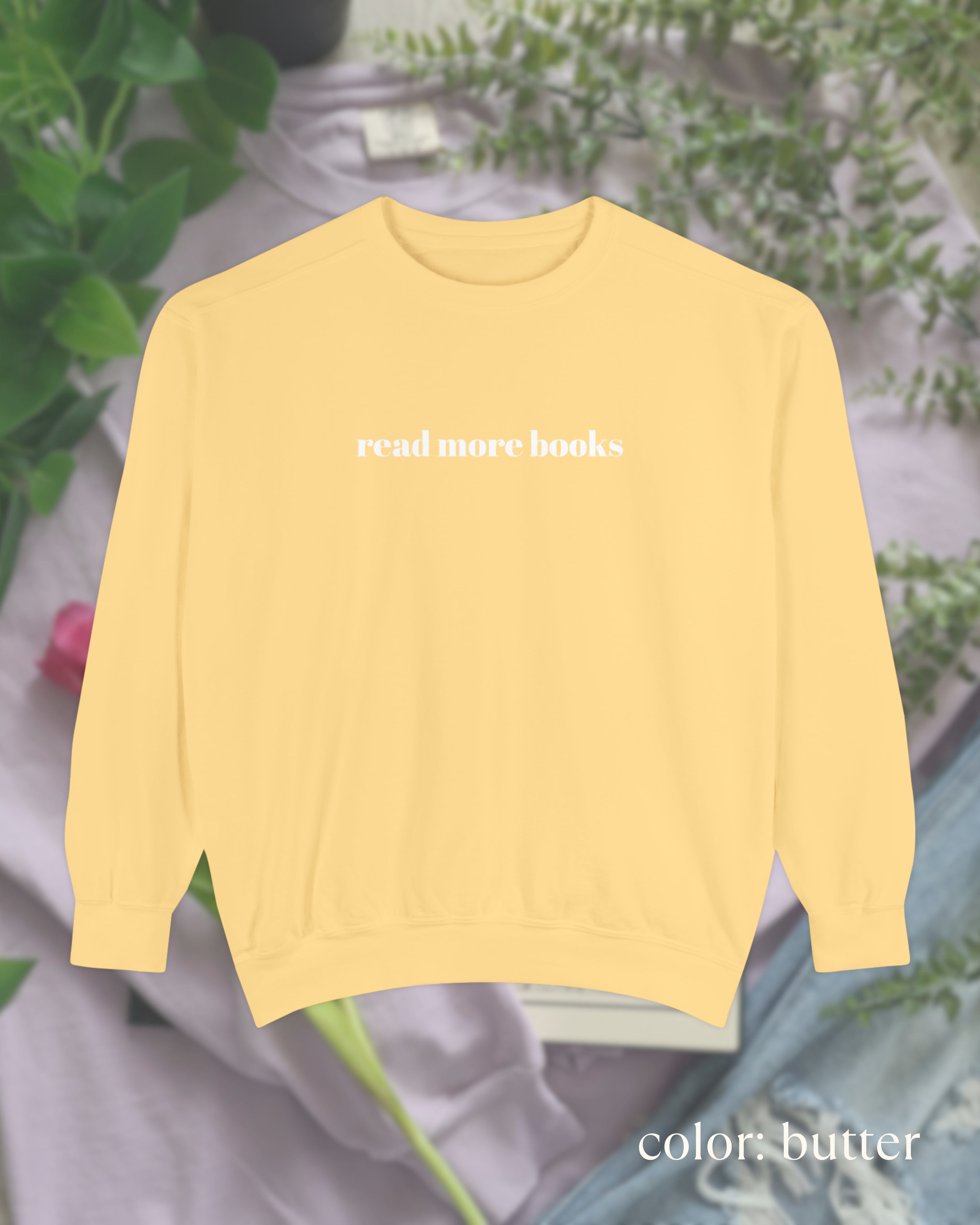 read more books crewneck
