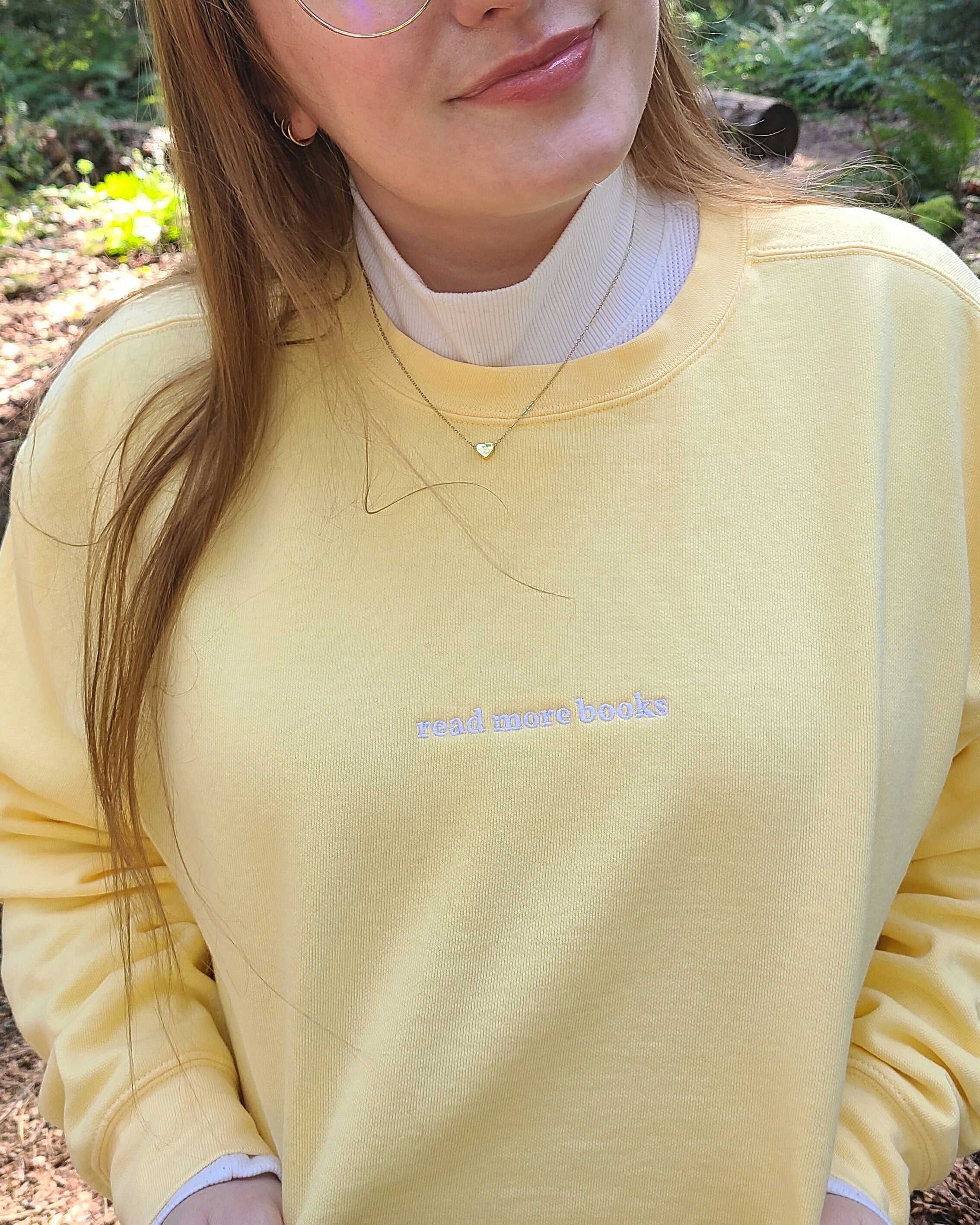 read more books embroidered crewneck